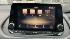 Nissan Qashqai 1.3 DiG-T MH Acenta Premium 5dr Petrol Hatchback